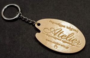 Wooden Painter’s Palette Keychain Atelier Arts – Art Support Gift